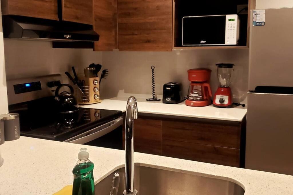 Torre Pamplona 409 -Nuevo Y Comodo- Apartamento グアテマラシティ エクステリア 写真